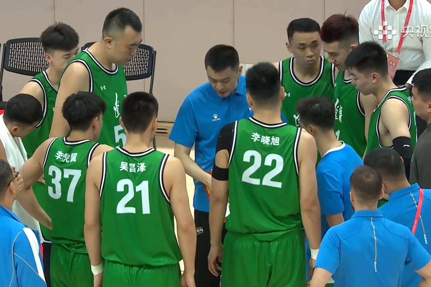 里程碑夜山东男篮队长鼓劲，CBA常规赛窗口期刷纪录，态度坚定，资深球员宣示担当的简单介绍