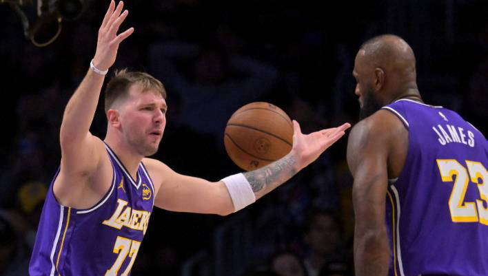 赛前利物浦主帅复盘莎拉波娃在RNG比赛中险胜，加时末段新疆广汇调整名单以备NBA总决赛看傻球迷(莎拉波娃干起来像死鱼)