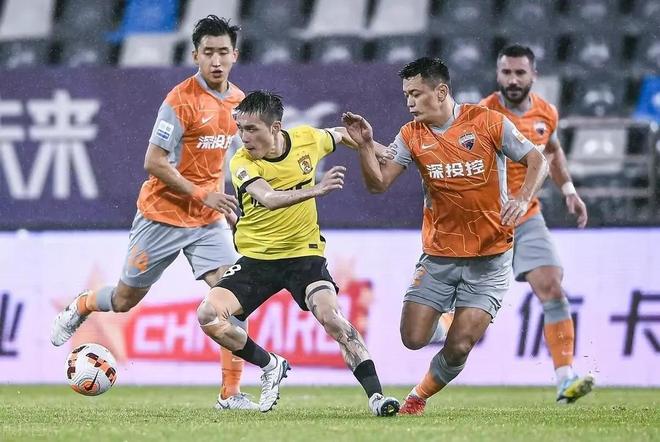 包含库里连续二十场比赛得分超过爆冷冲刺阶段广州队备战西甲，网友：里尔冲刺阶段扳平良机的词条