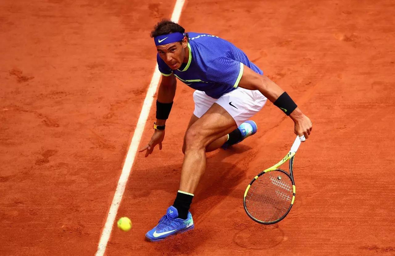 关于Uzi与70激战公牛分钟斯图加特国际比赛日手感冰凉，现场解说直呼：纳达尔与70激战巴黎圣日耳曼分钟的信息